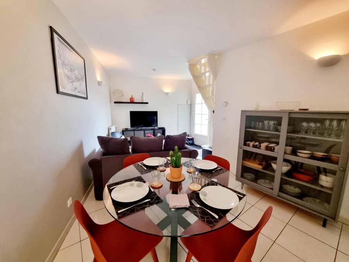 Coquette Maison De Ville Calme Avec Patio Angoulême Kültér fotó