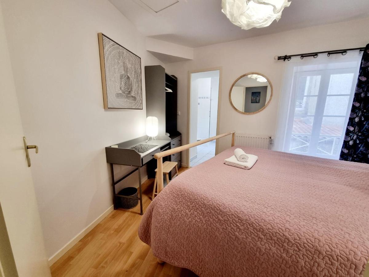 Coquette Maison De Ville Calme Avec Patio Angoulême Kültér fotó